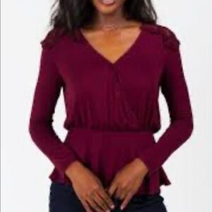 NWOT Francesca’s Sanaa Eyelet Trim Wine Red Size Large